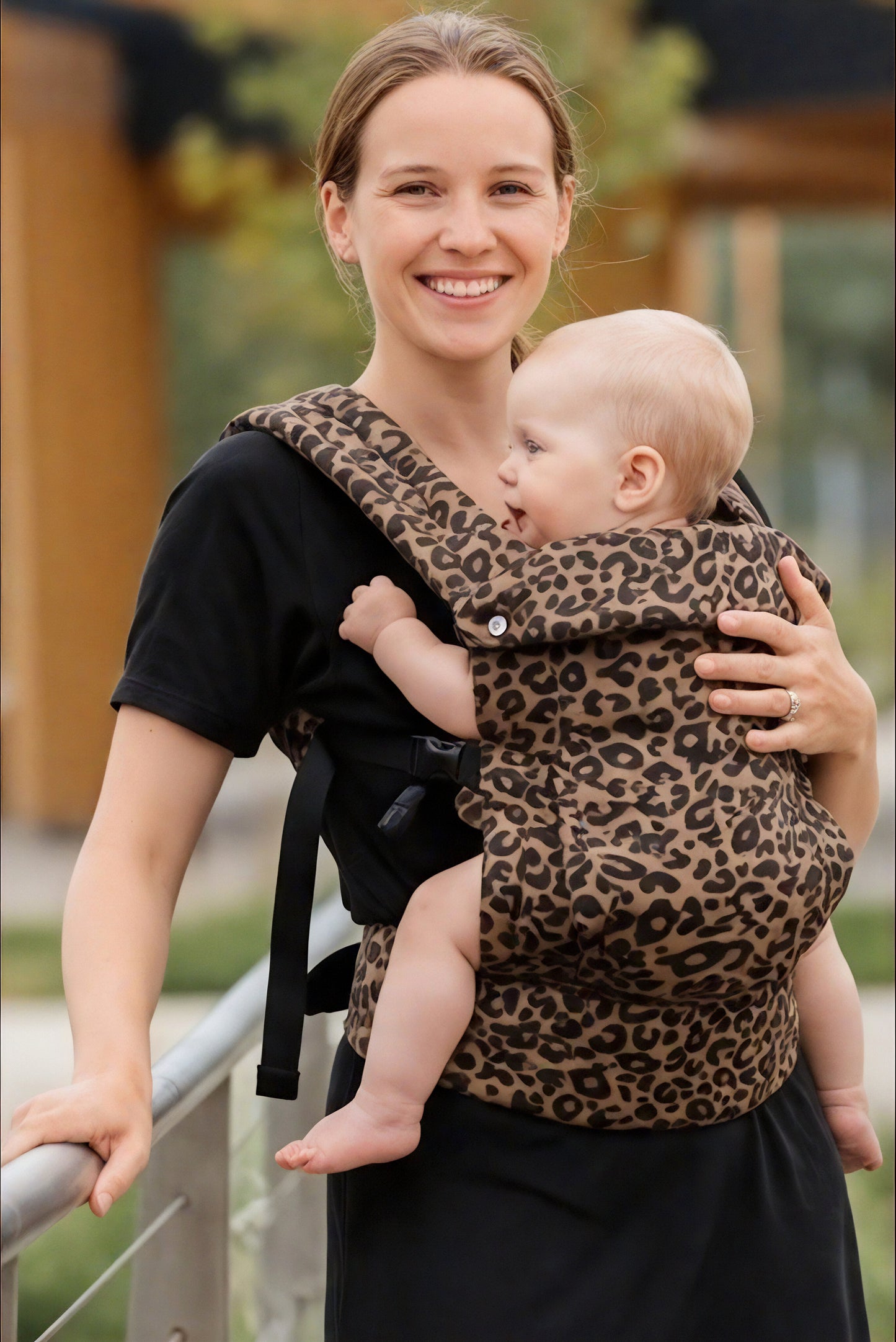 Maison Koala Porte-bébé Ergonomique - Coton - Leopard